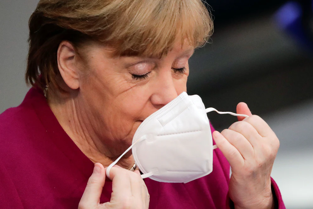 Bundeskanzlerin Angela Merkel (CDU) hat eine Notbremse beschlossen.