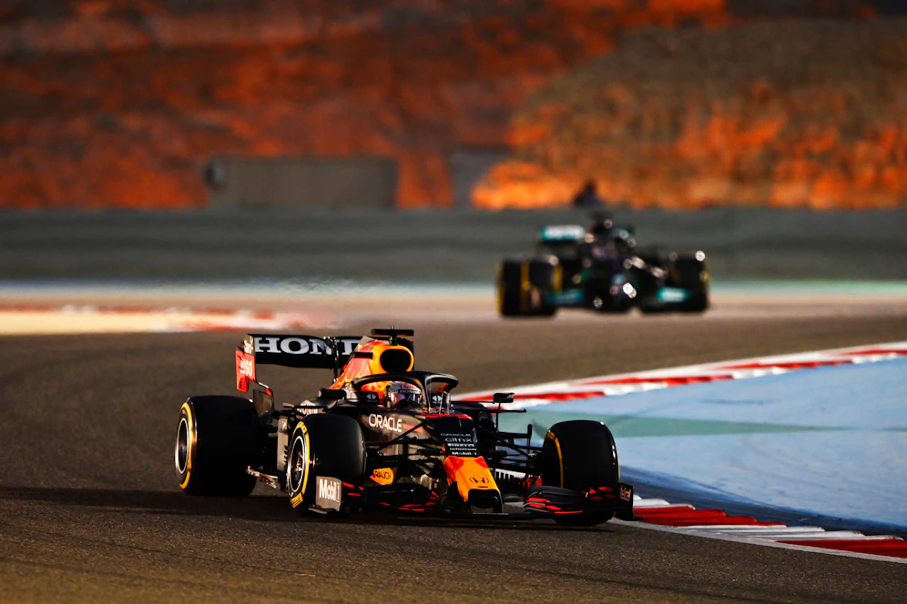 Max Verstappen und Lewis Hamilton.