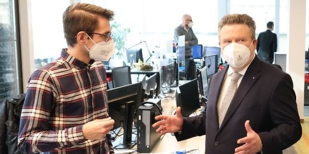 Michael Ludwig im Gespräch mit <em>Heute.at</em>-Chefredakteur Clemens Oistric