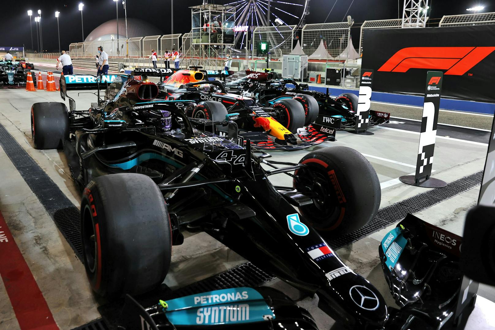 Hautnah dabei: Sieger-Bolide von Lewis Hamilton in Bahrain