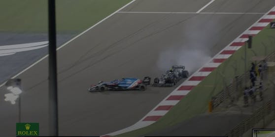 Sebastian Vettel fährt Esteban Ocon ins Heck.