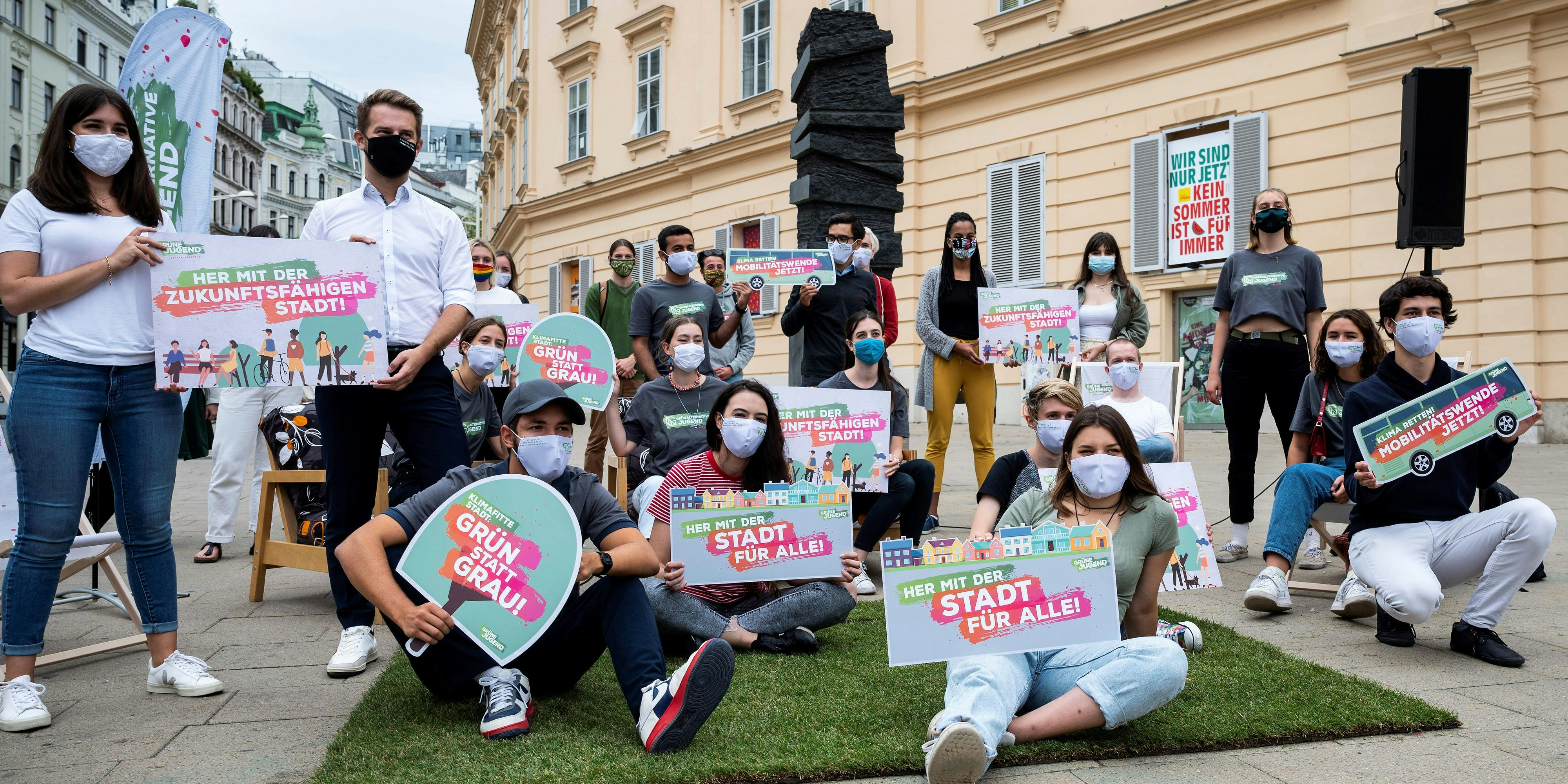 Gruppenfoto beim Wahlkampfauftakt der Grünalternativen Jugend für die Gemeinderatswahlen 2020