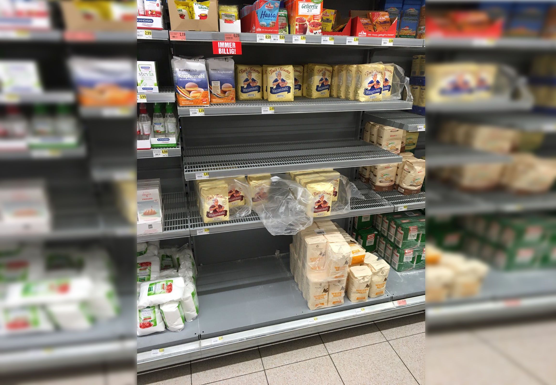 Vor allem das Mehl wurde gehamstert