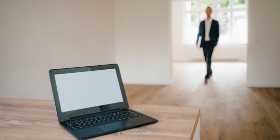 Der Betrüger mietete und vermietete die Wohnungen über ein Onlineportal