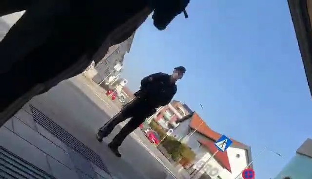Die Amtshandlung in Bruck an der Leitha sorgt für Ärger. 