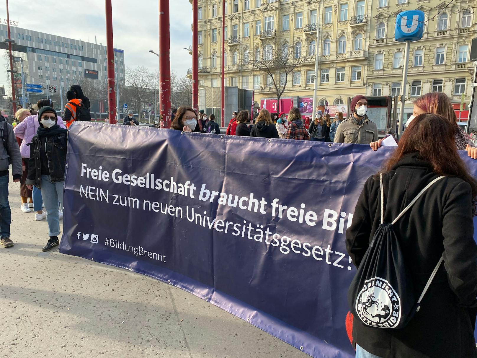 Bilder der Demonstration "Bildung Brennt Weiter" am 3. März 2021 in Wien