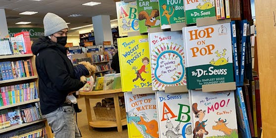 Die Bücher von Dr. Seuss gelten heute als nicht mehr tragbar.