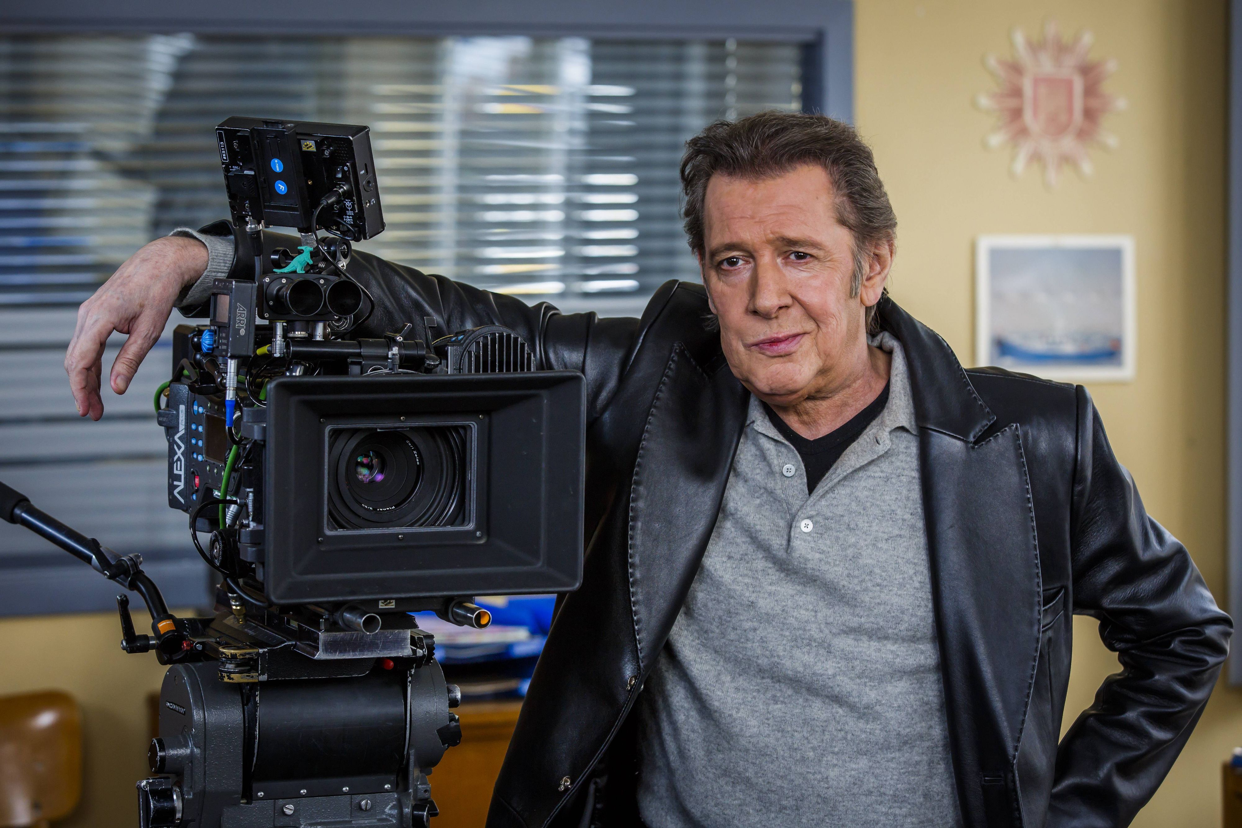 Der beliebte TV-Darsteller <strong>Jan Fedder</strong> verstarb 2019 mit 64 Jahren. An seiner letzten Ruhestätte wurde nun erneut randaliert.<br>