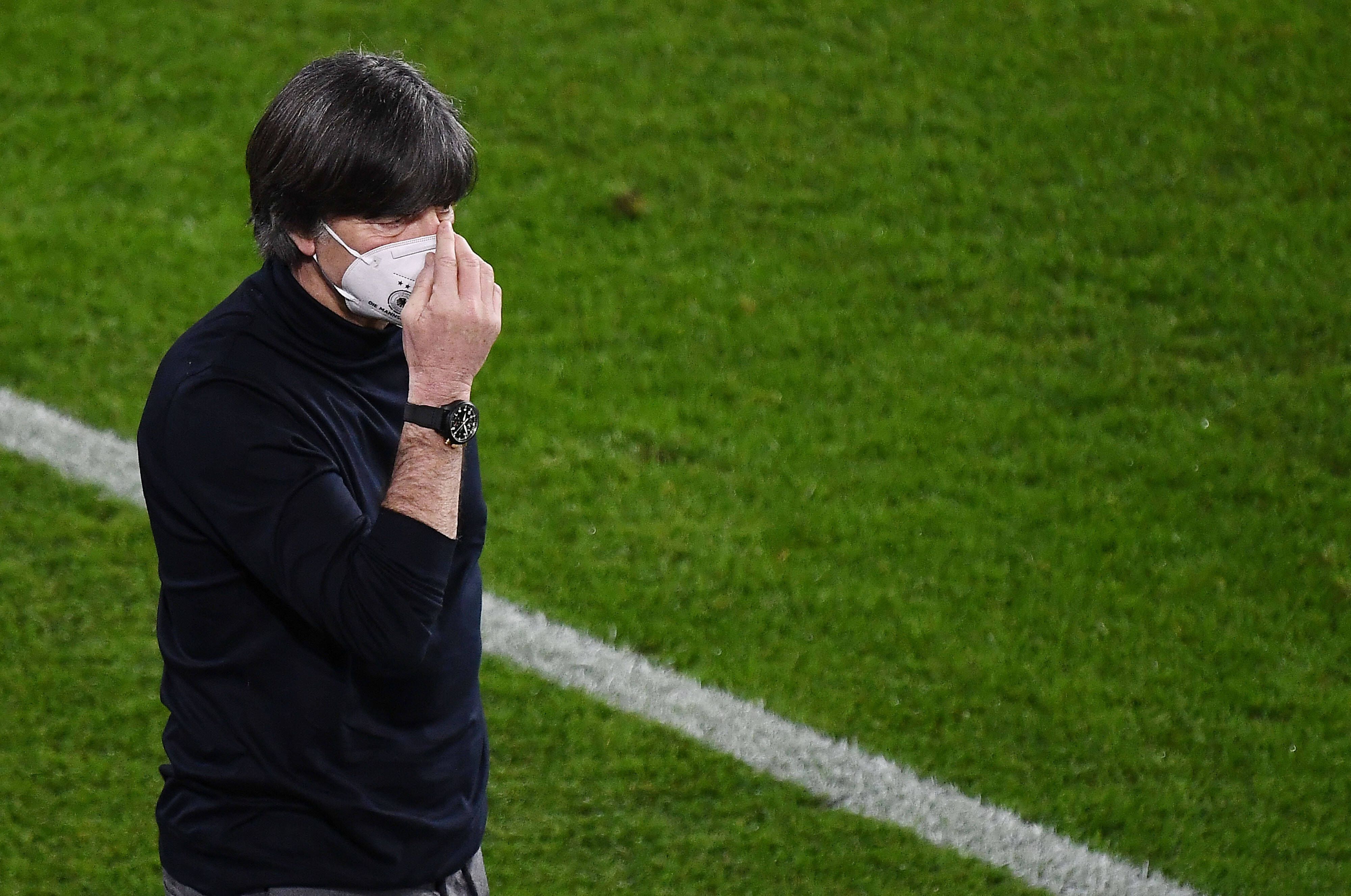 DFB-Teamchef Jogi Löw nach der 1:2-Pleite gegen Nordmazedonien. 