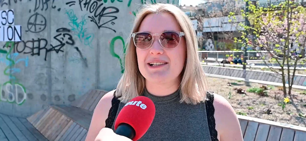 Laura (22) findet es 