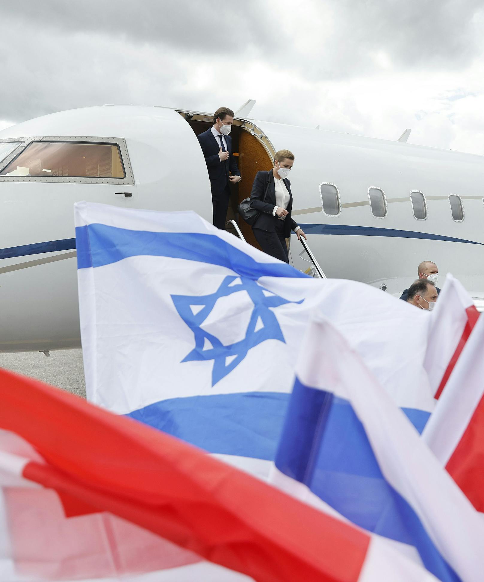 Bundeskanzler <strong>Sebastian Kurz</strong> (ÖVP) und seine dänische Amtskollegin <strong>Mette Frederiksen</strong> bei ihrer Ankunft am 4. März 2021 in Jerusalem im Rahmen einer eintägigen Visite mit Premier <strong>Benjamin Netanjahu</strong>.