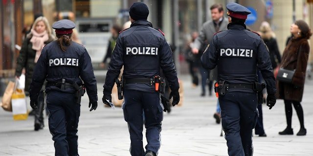 Polizeieinsatz | heute.at #100055557 Tag