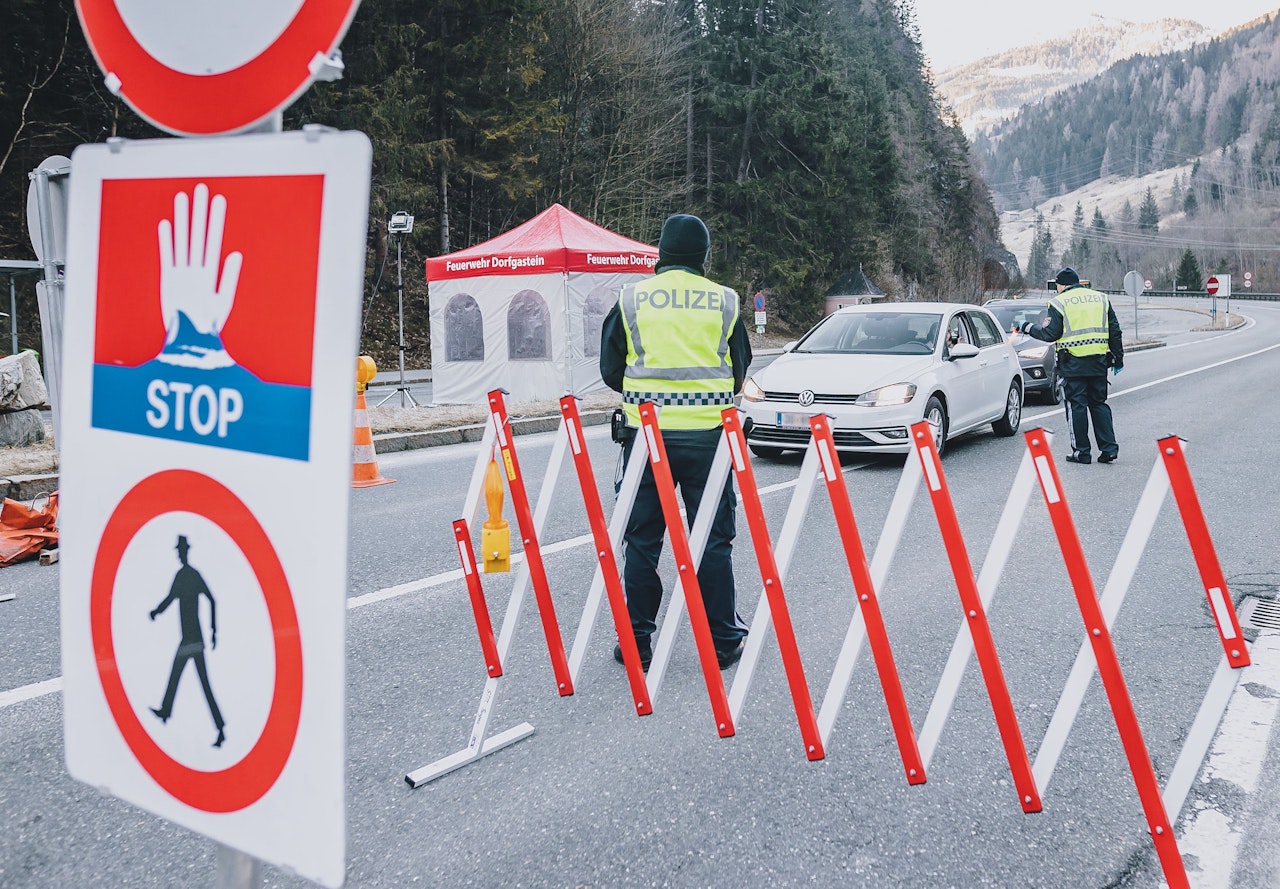 Heute.at - U-Haft: Infizierte maskenloser Arzt gesamten Ort?