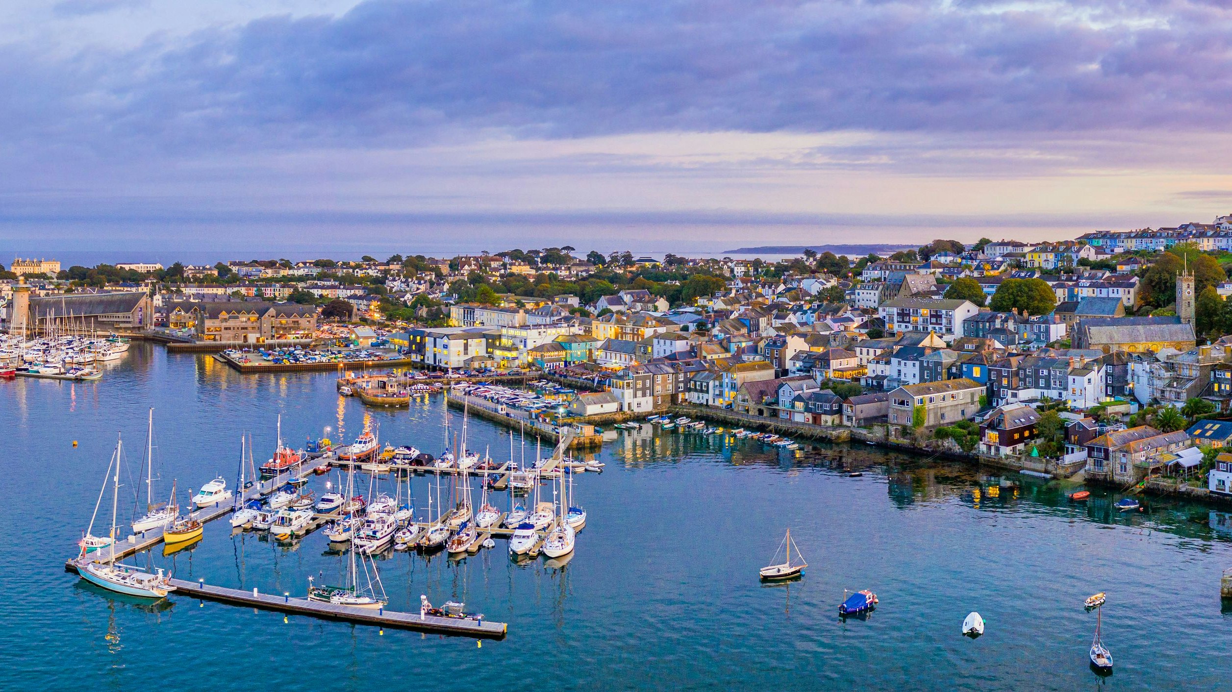 David Morris hatte die ungewöhnliche Entdeckung nahe dem Küstenort Falmouth (im Bild) gemacht