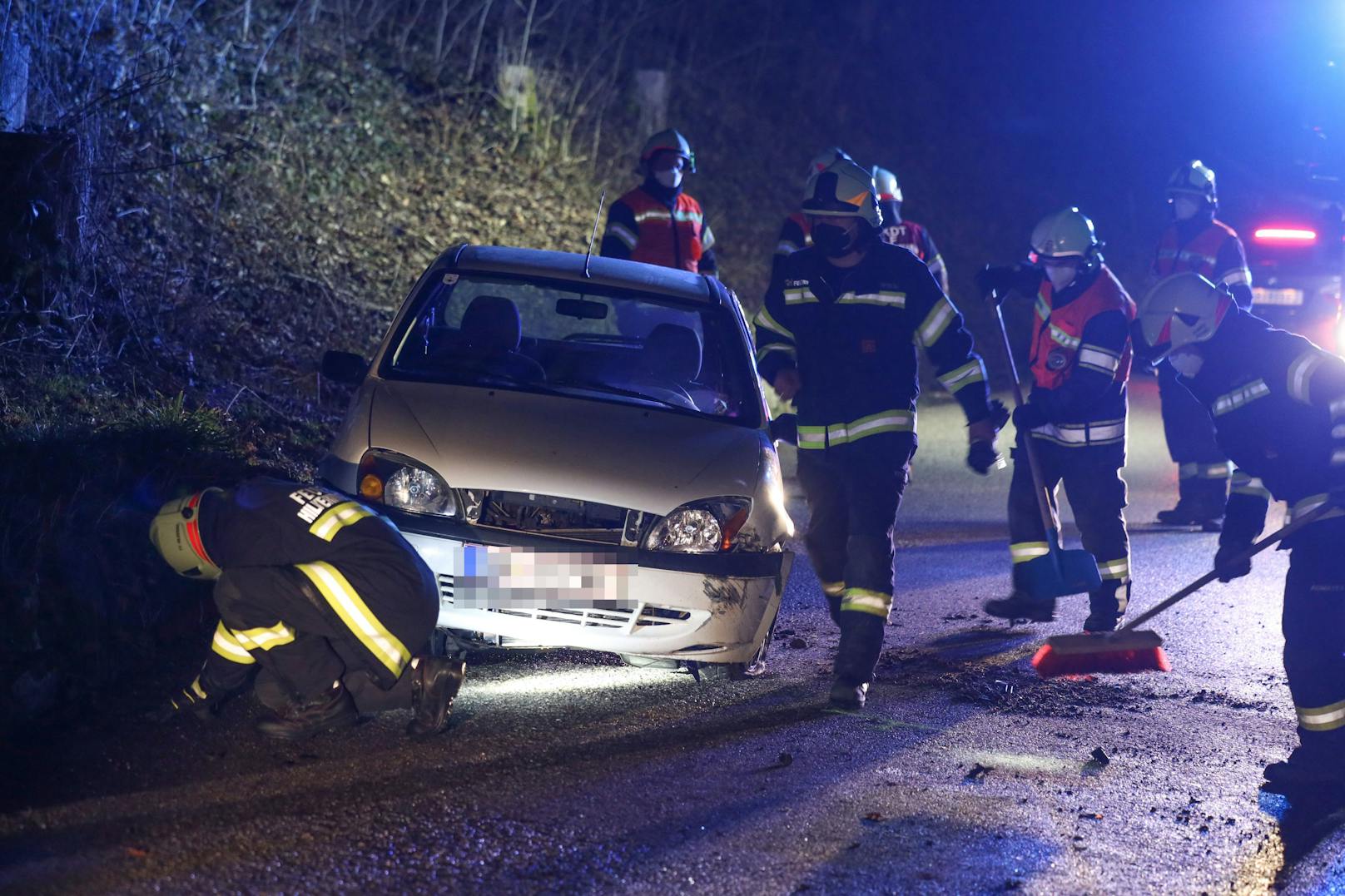 Für den Autofahrer kam jede Hilfe zu spät.