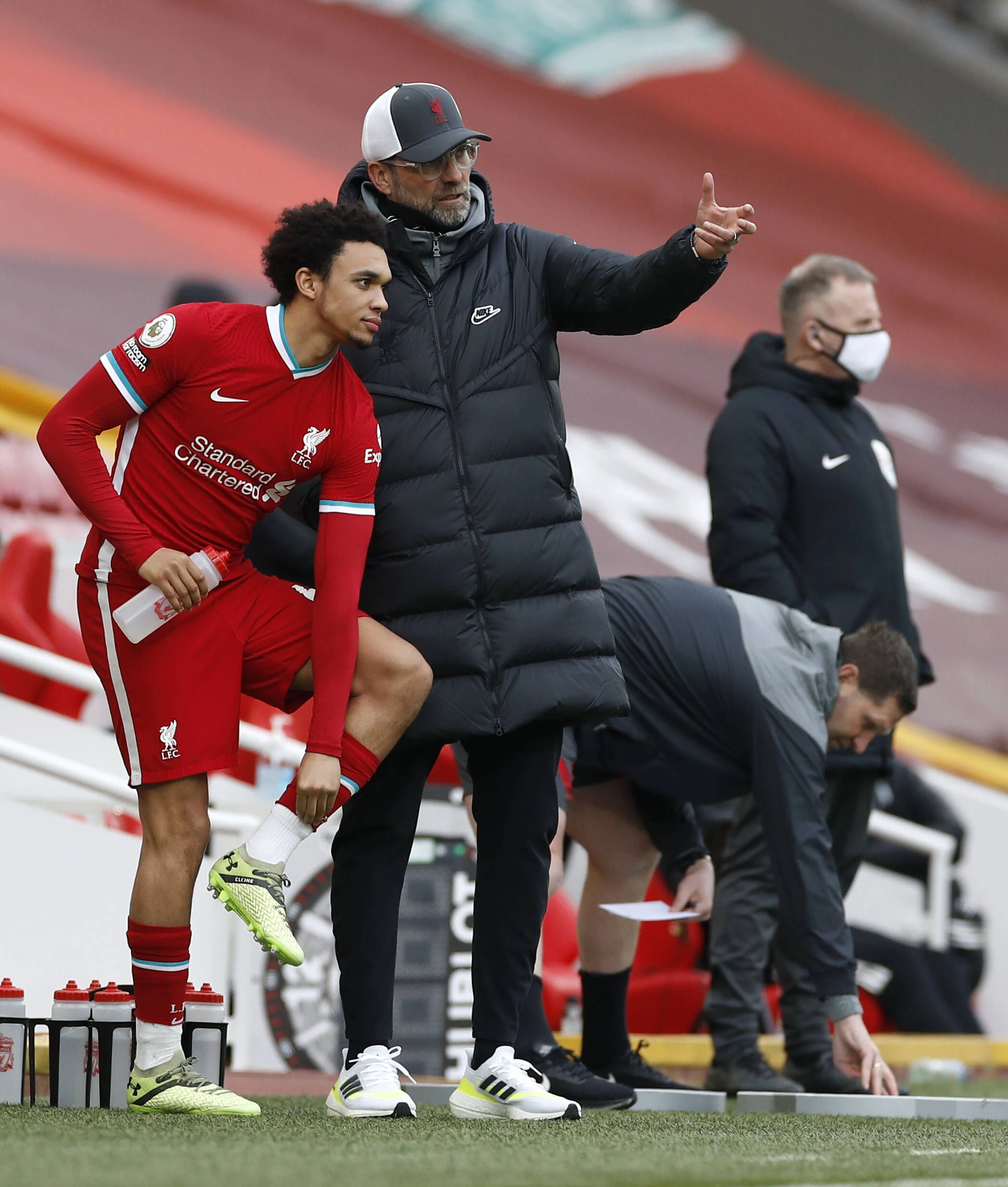 Jürgen Klopp und Trent Alexander-Arnold – Ratlosigkeit bei Liverpool.