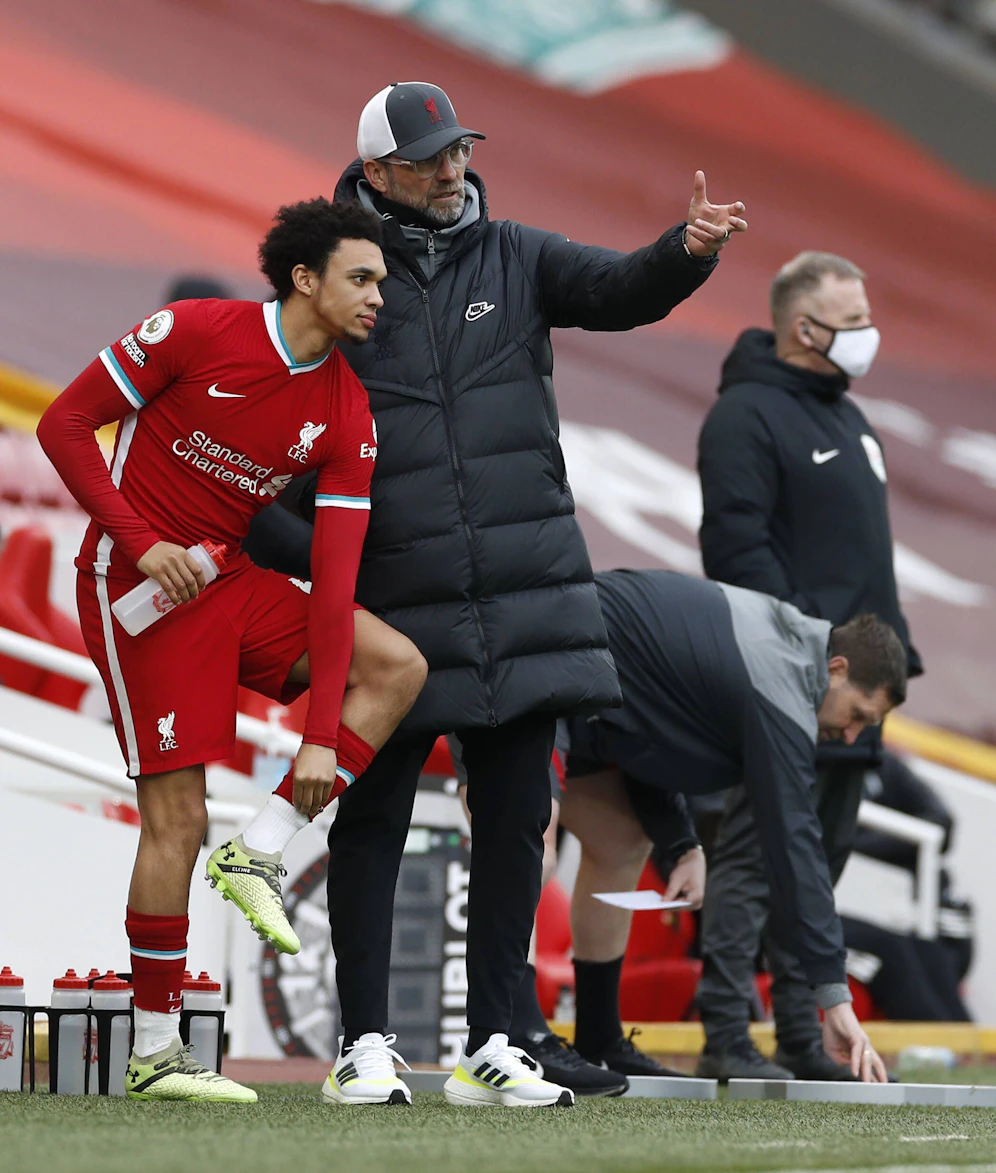 Jürgen Klopp und Trent Alexander-Arnold – Ratlosigkeit bei Liverpool.