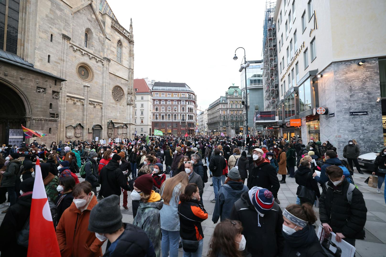 Tausende Teilnehmer bei der Frauen-Demo in Wien