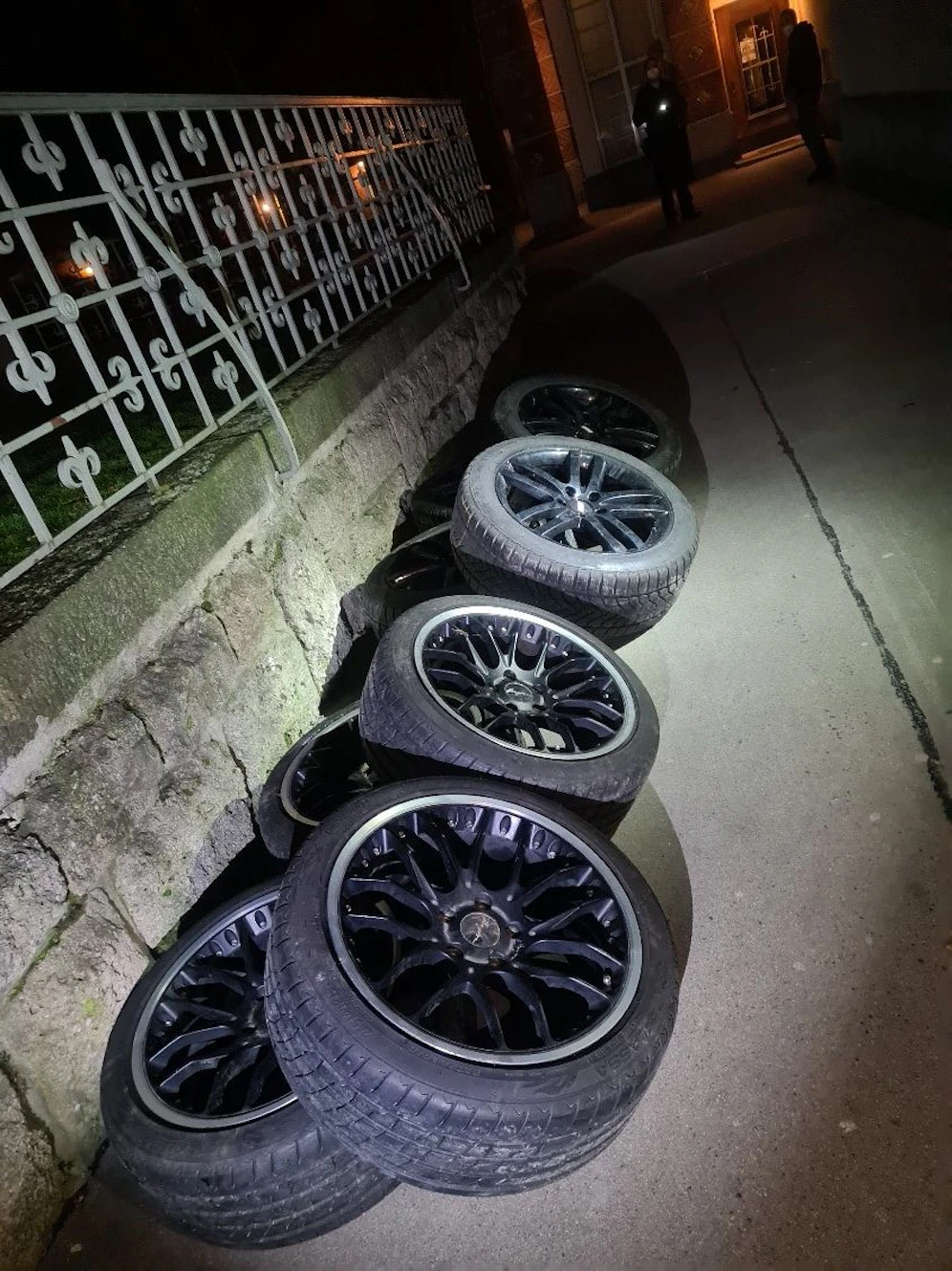 Die Autoreifen wurden sichergestellt.