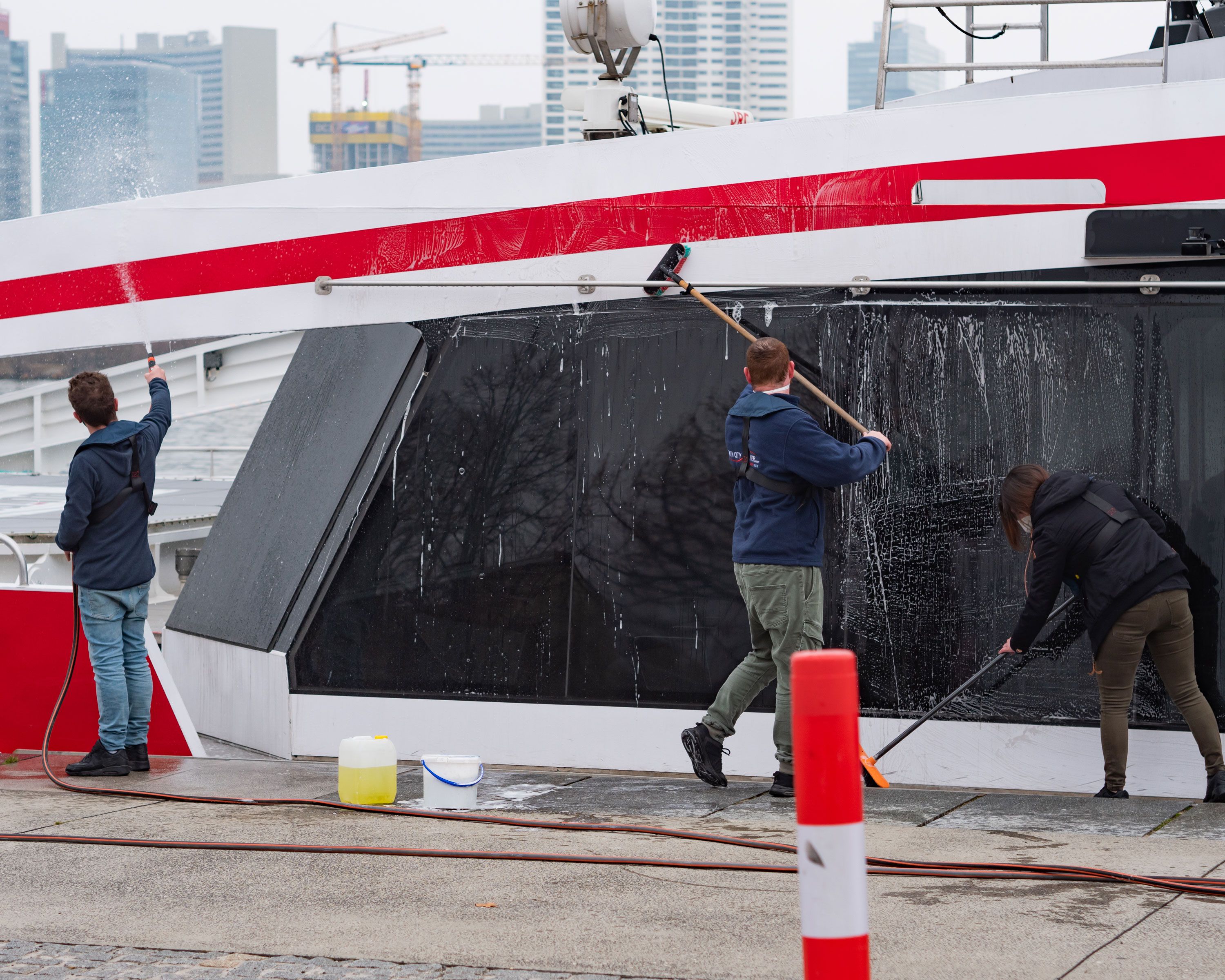 Frühjahrsputz für den Twin City Liner