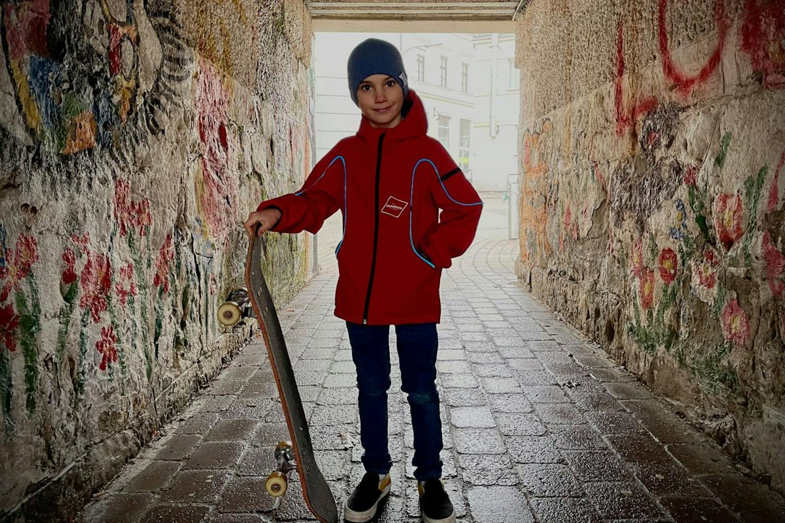Von Purkersdorf in die Welt: Die HALO-Jacken des Labels "DRAUSSEN" machen Kids outdoor sicherer. 
