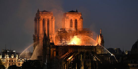 Am 15. April 2019 brannte Notre-Dame in Paris. Nun wird das Ereignis verfilmt.