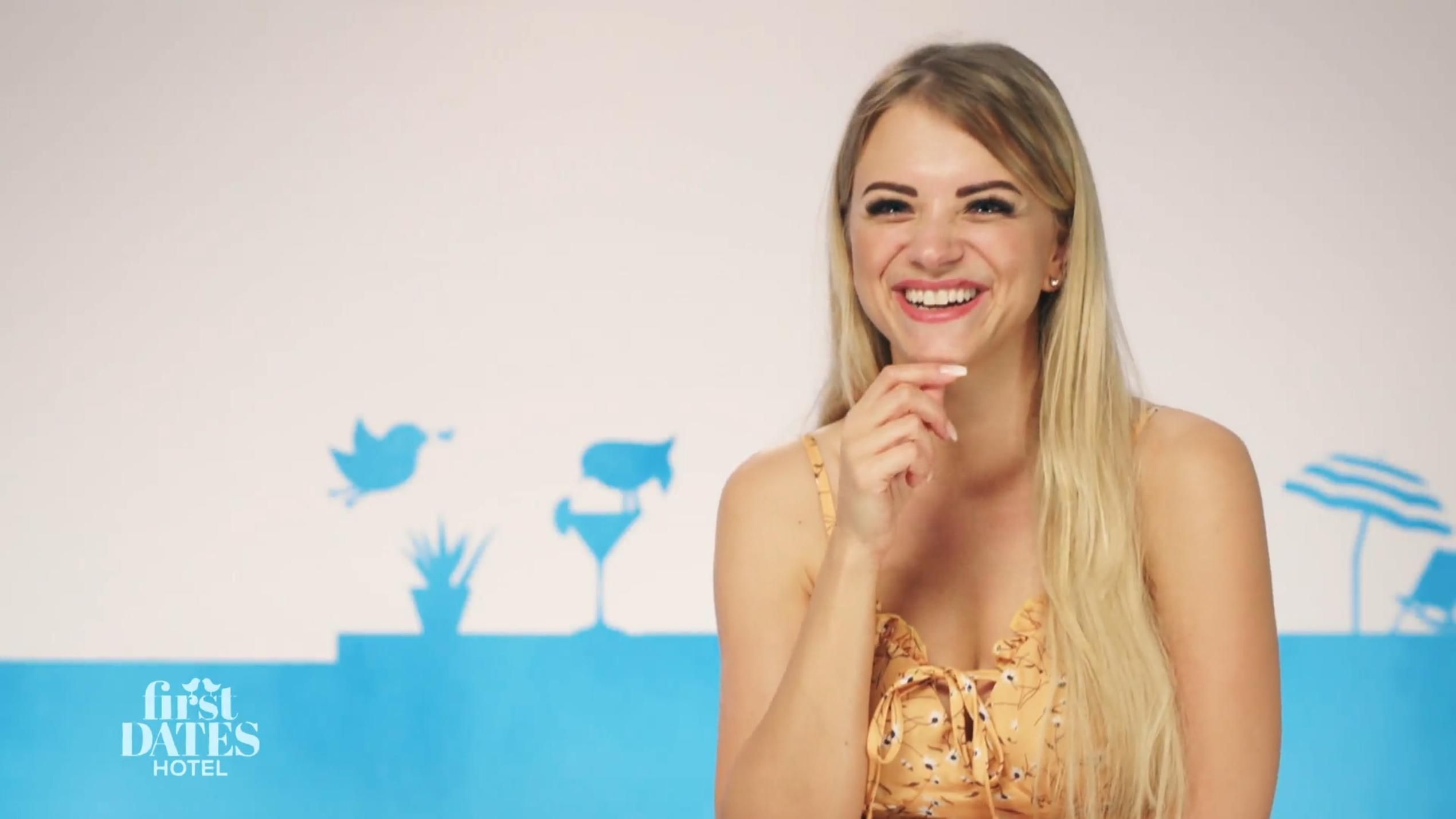 Jacqueline von "First Dates Hotel"