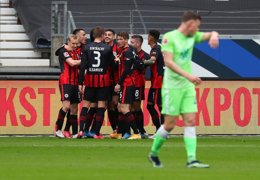 Frankfurt gewinnt gegen Wolfsburg. 