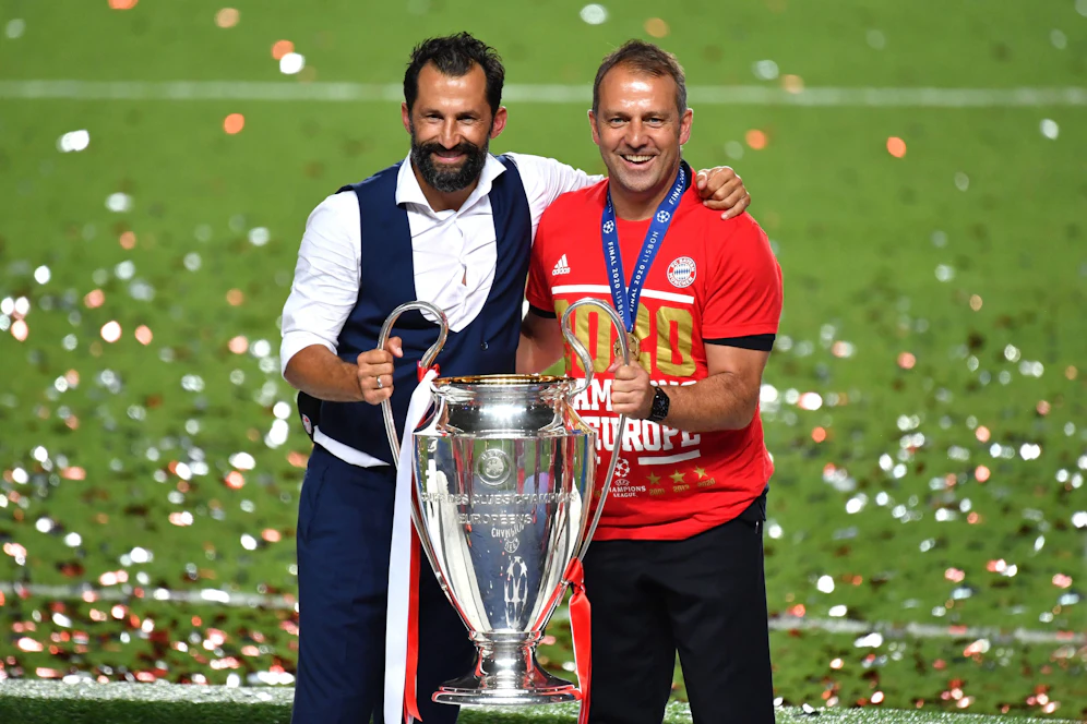 Ein Bild aus besseren Zeiten: Salihamidzic und Flick mit dem Champions-League-Pokal