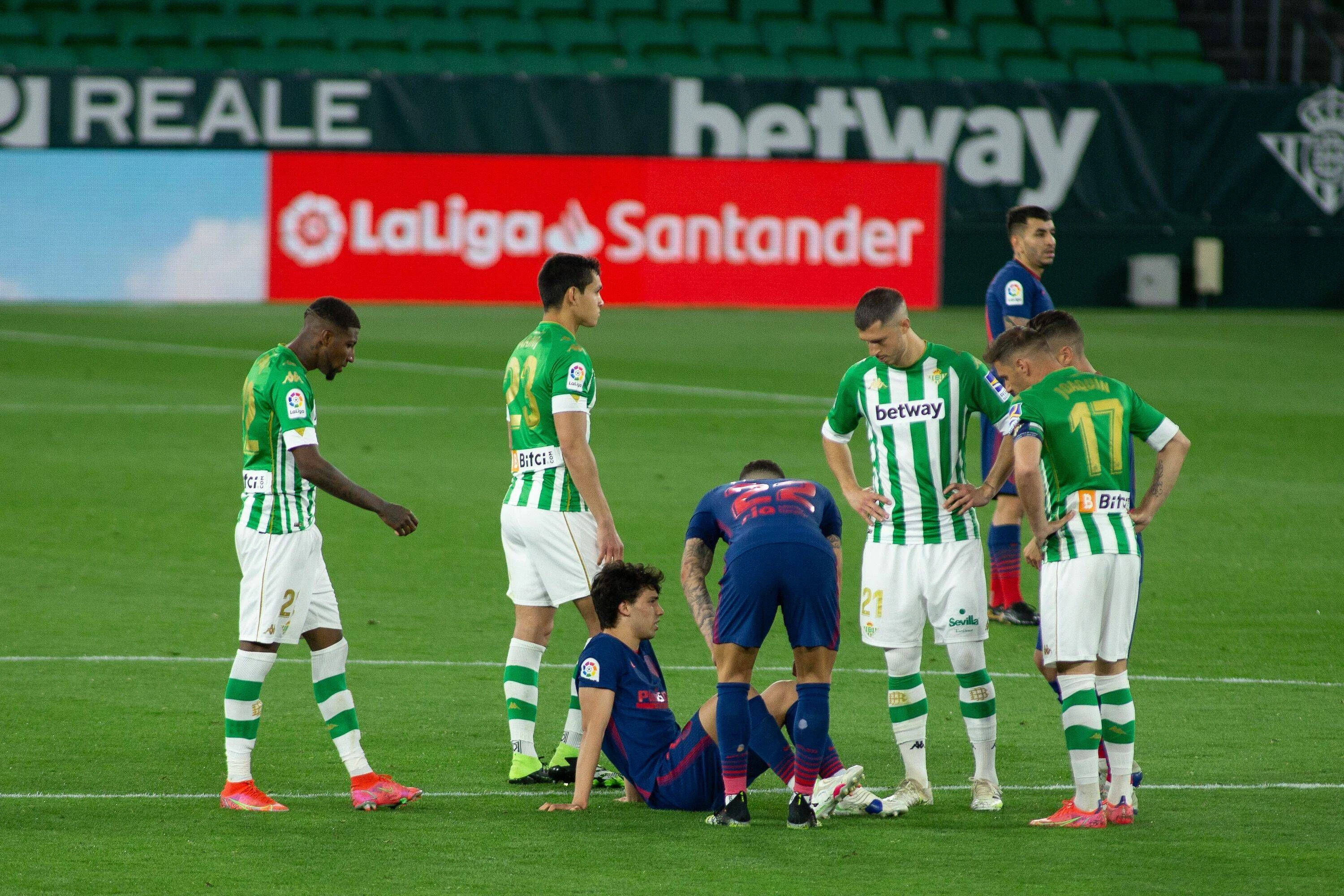 Atletico Madrid sieht seinen Vorsprung an der Spitze schmilzen.