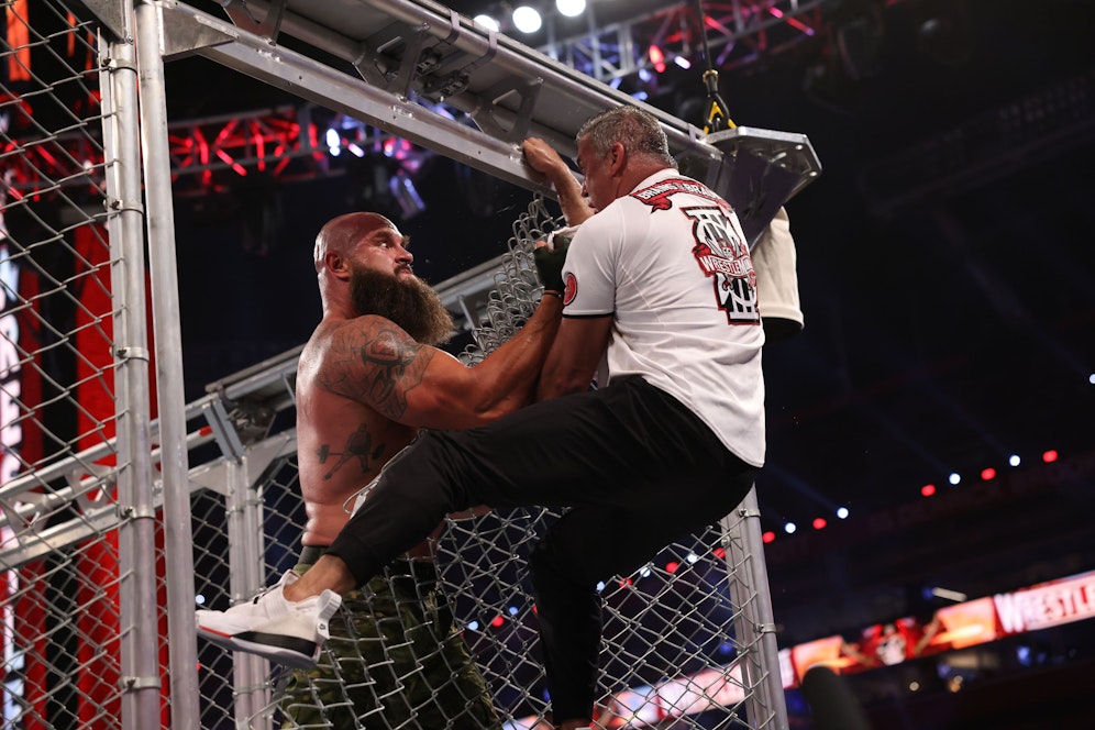 Braun Strowman vs. Shane McMahon