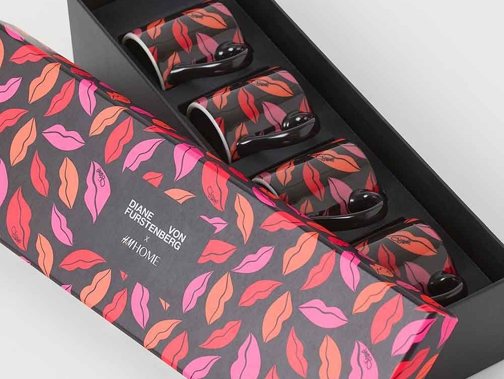 Für H&M entwarf Diane von Fürstenberg eine 31-teilige Home-Kollektion, die bunter nicht sein könnte.