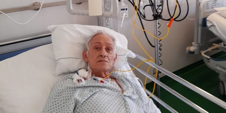 Gezeichnet: Chmelir im Krankenhaus