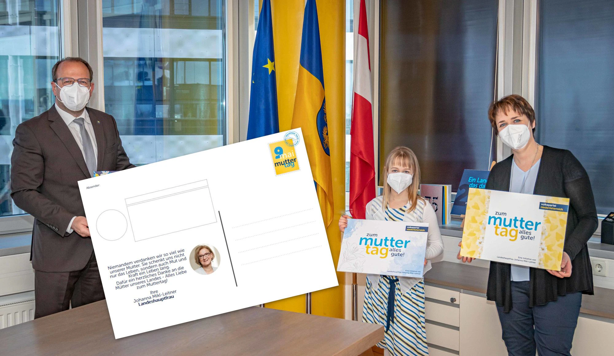 Vorne gibt es verschieden Motive, hinten grüßt die Landeshauptfrau.