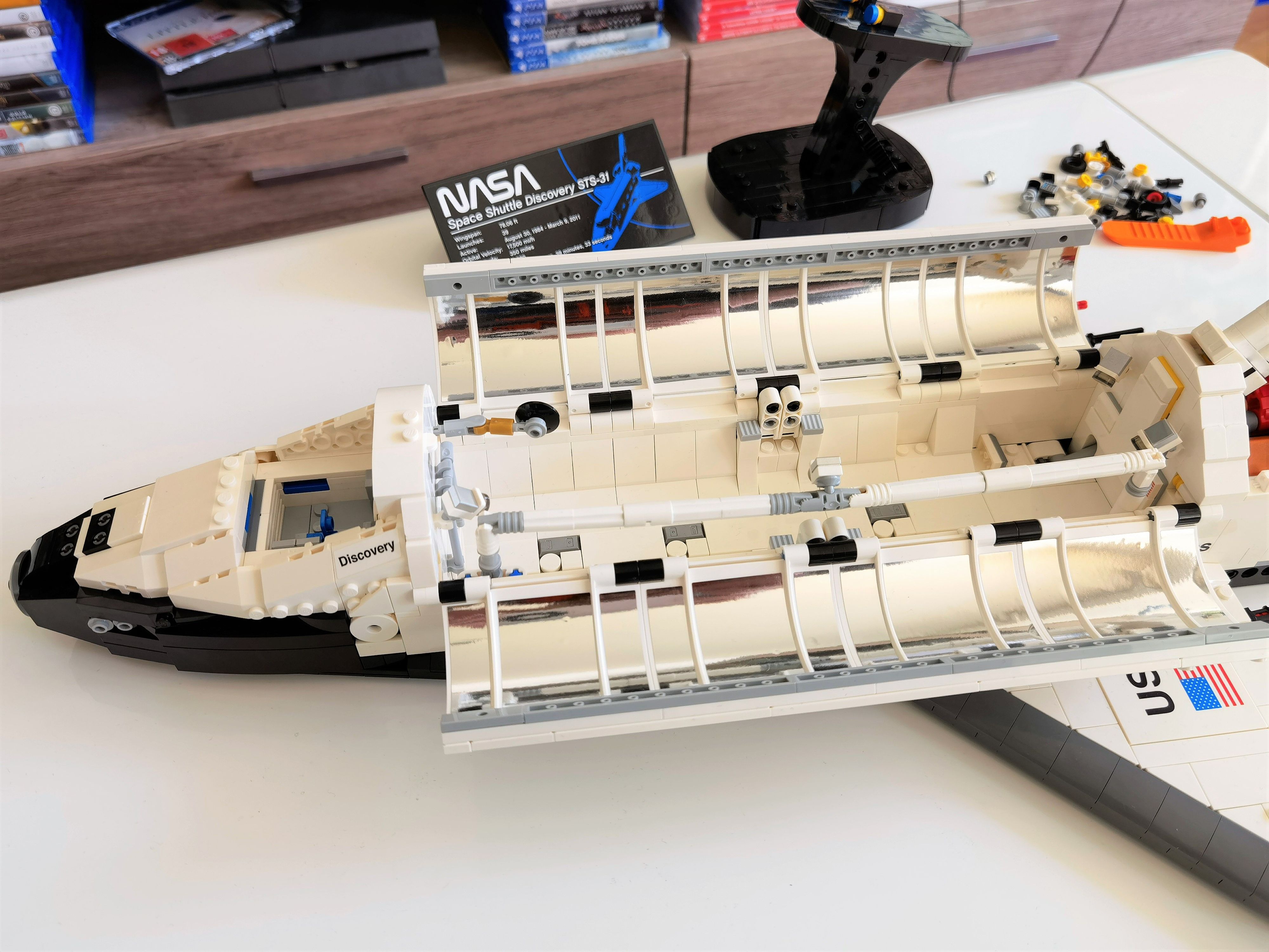"Heute" baut das LEGO NASA Discovery Space Shuttle