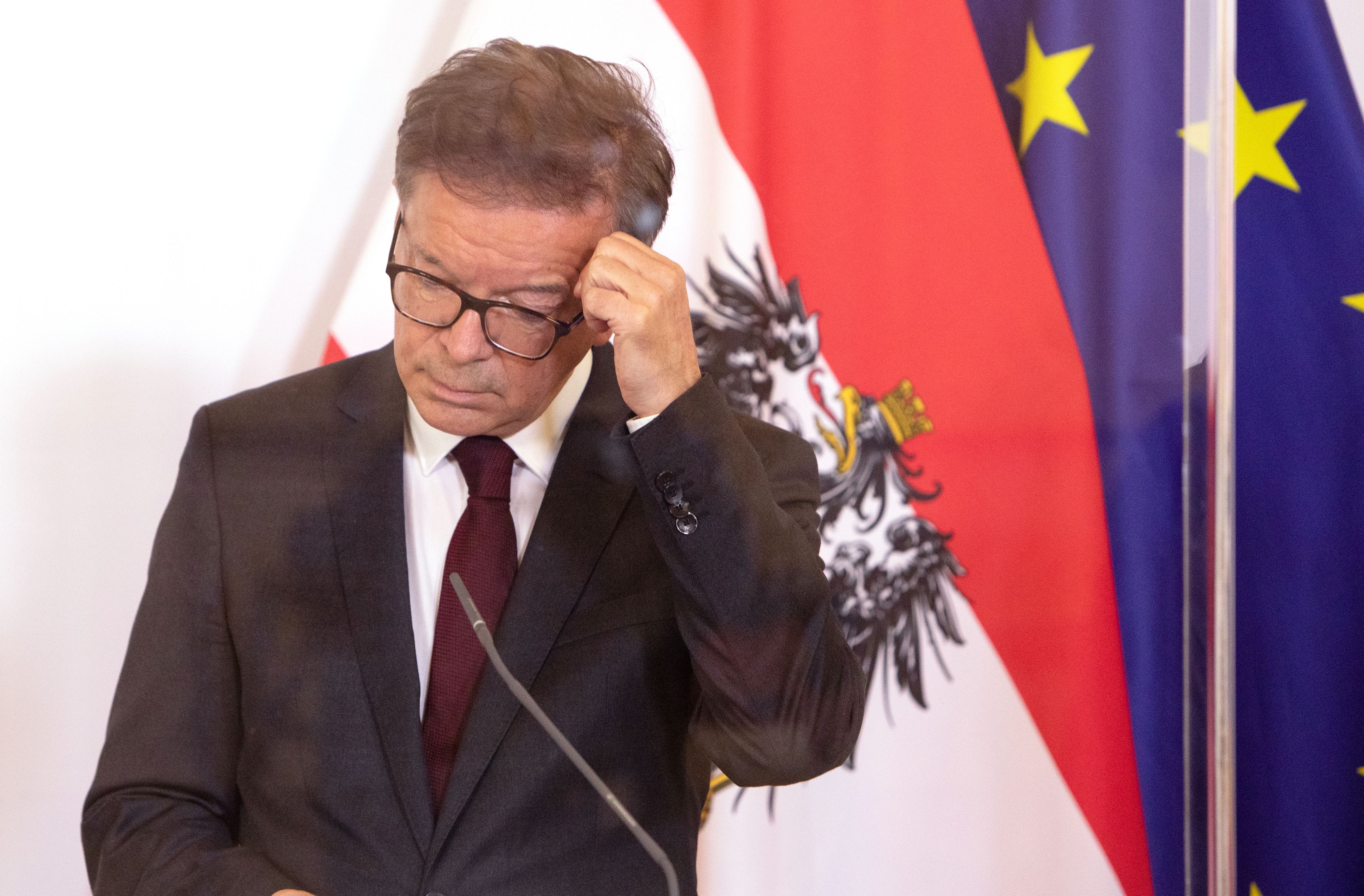 Ex-Gesundheitsminister Rudolf Anschober packt über die Corona-Zeit aus.