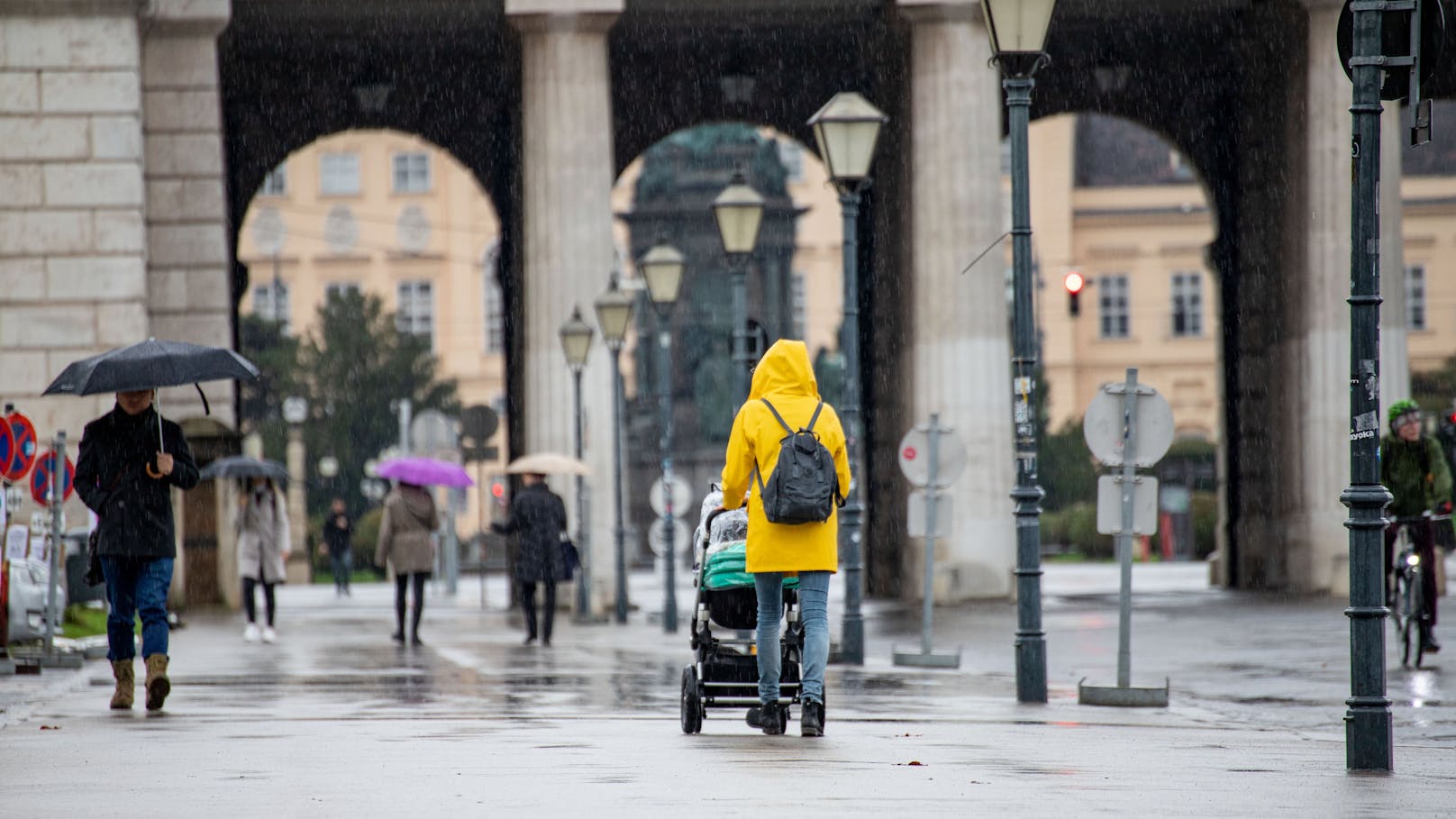 Nur noch 10 Grad! Harter Wetter-Sturz in Österreich