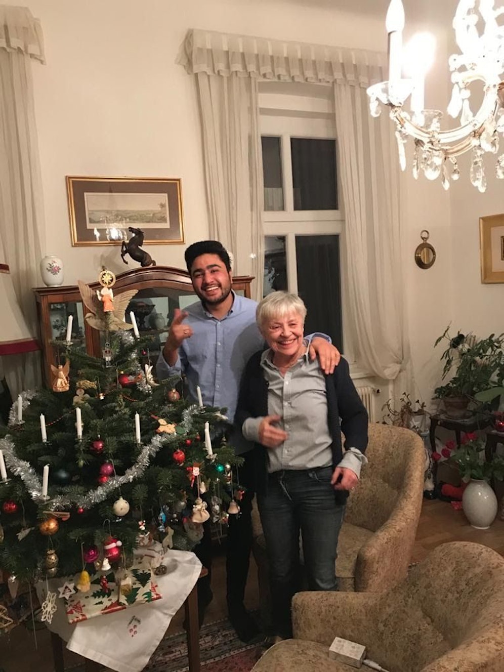 Naveed zu Weihnachten: Lebensfroh, glücklich