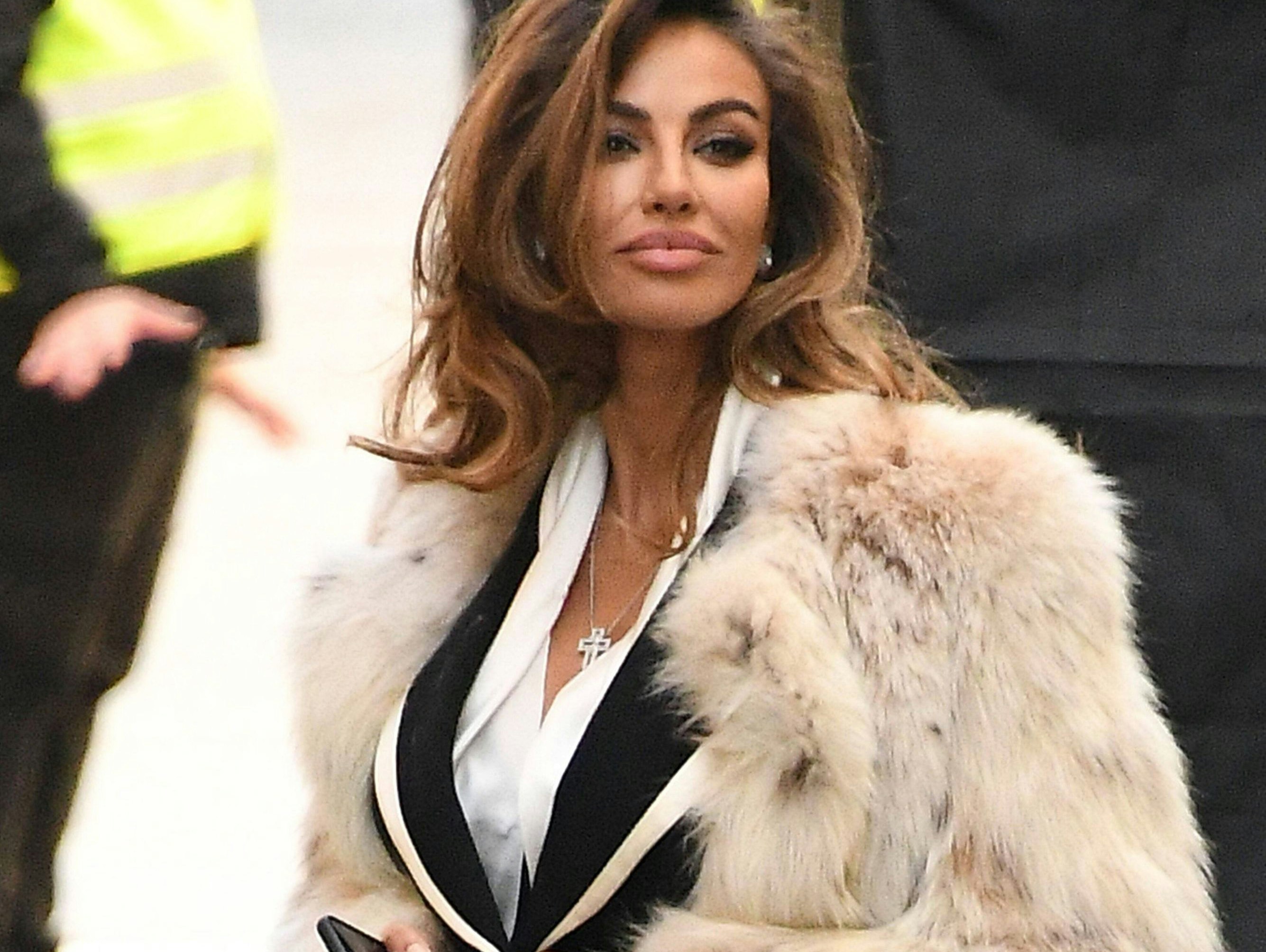  Rome, Via Condotti Lady Gaga and Al Pacino and Mdalina Ghenea on the set of the film House Of Gucci , In the photo: Madalina Ghenea PUBLICATIONxINxGERxAUTxONLY Copyright: xVincenzoxLandix/xIPAx/xVincenzoxLandix