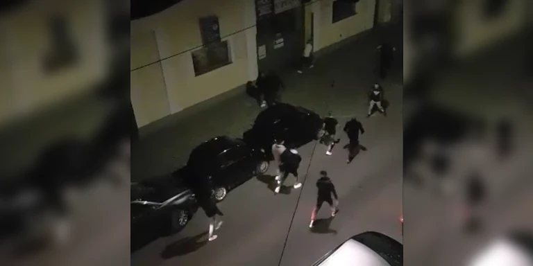 In der Nacht auf Sonntag flohen rund 30 Teenager in Wien-Ottakring