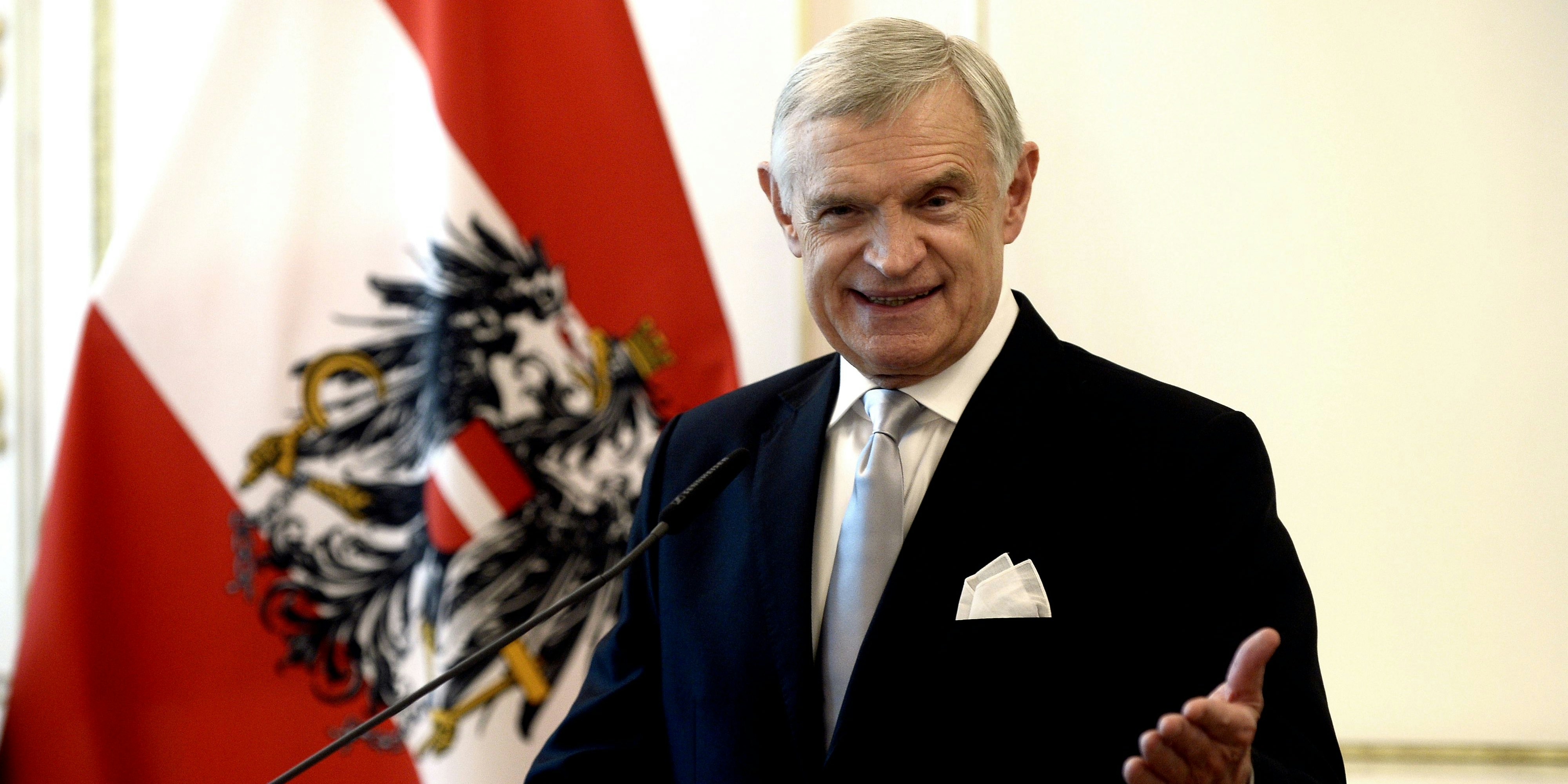 Thomas Schäfer-Elmayer rechnet mit dem Neo-Gesundheitsminister ab. 