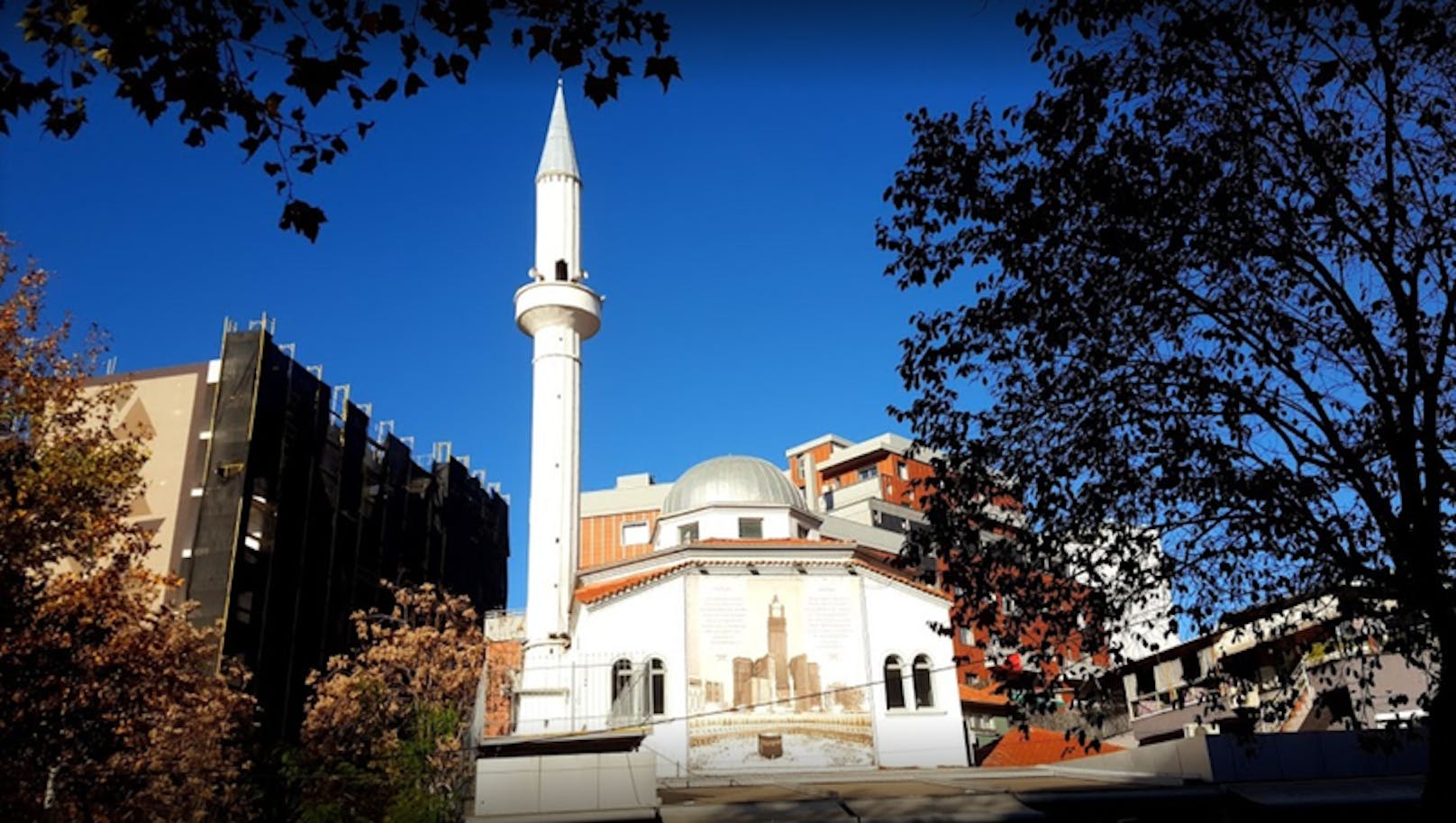  Dine Hoxha Moschee Tirana