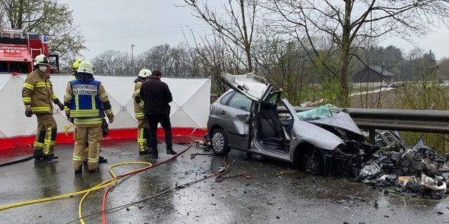 Bei einem schweren Verkehrsunfall ist  Montagvormittag in Weitwörth (Flachgau) eine Person ums Leben gekommen (Symbolbild)