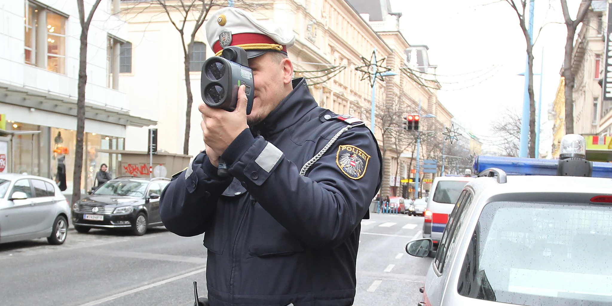 1.805 Raser gingen der Polizei 2020 täglich ins Radar.
