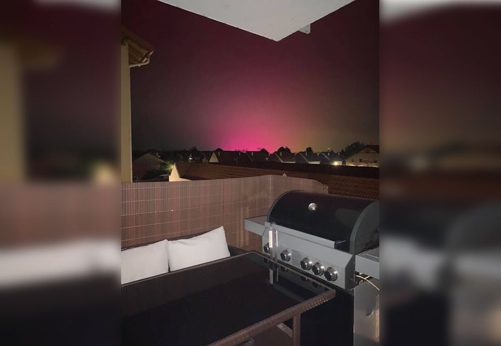 Im Bezirk Mödling leuchtete der Himmel für wenige Minuten in bunten Farben.