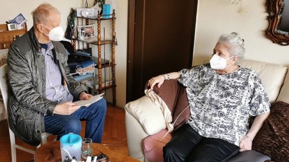 Wiff-Bezirksrat Schimanek will Elisabeth Z. helfen. 