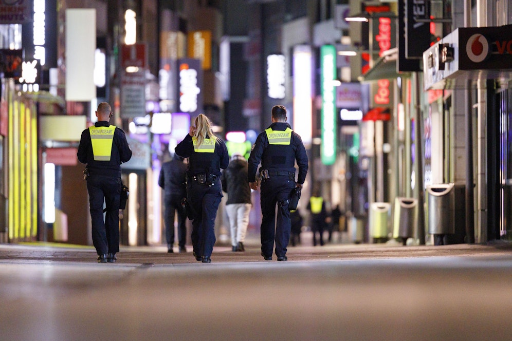 Das deutsche Parlament hat am Donnerstag bundesweit geltende Regeln zur Bekämpfung der Corona-Pandemie verabschiedet.