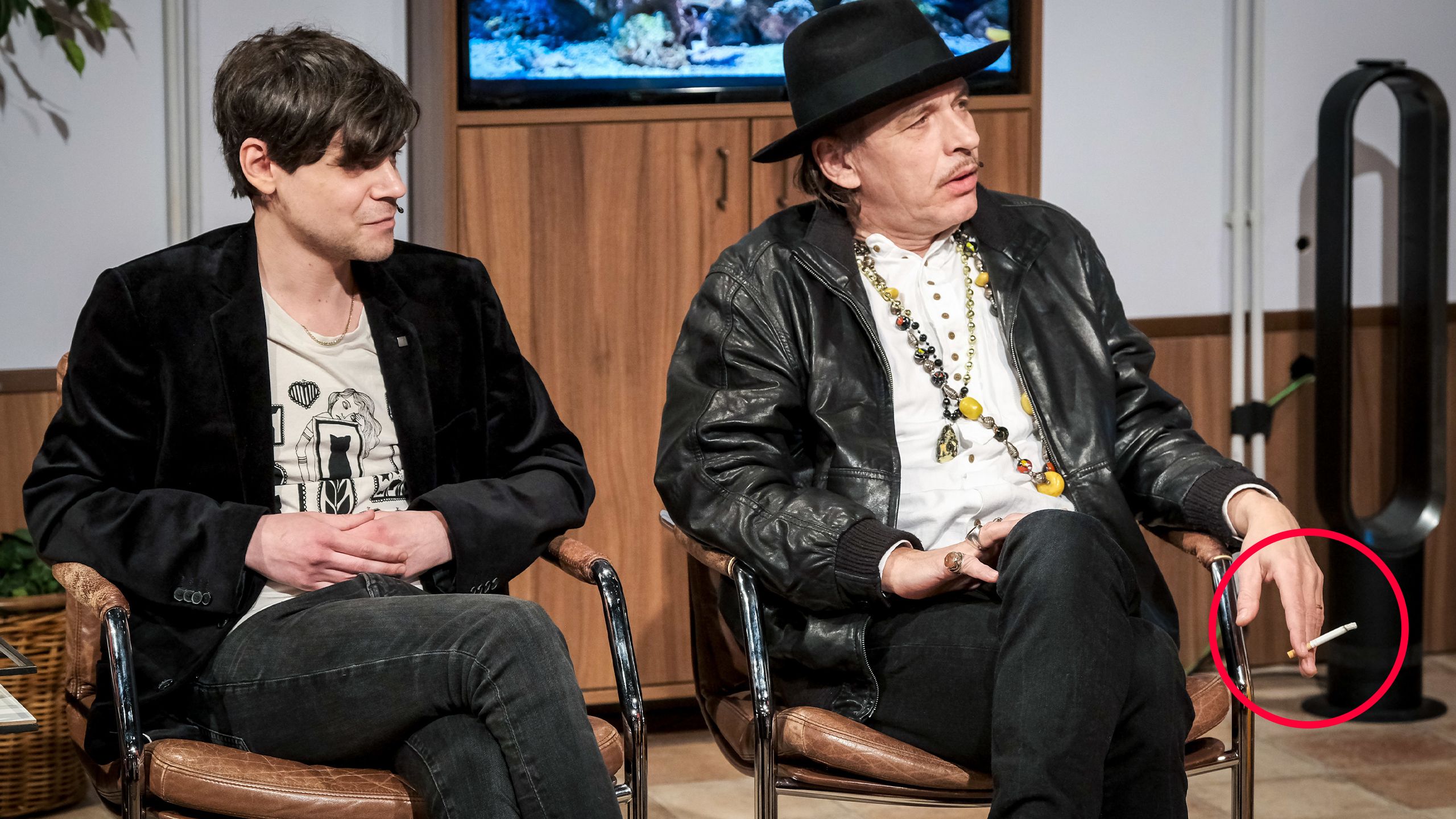 Ernst Molden rauchte sich einfach eine Tschick an.