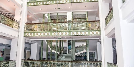 BILD zu OTS - Jugendstil-Geländer unter den Hammer