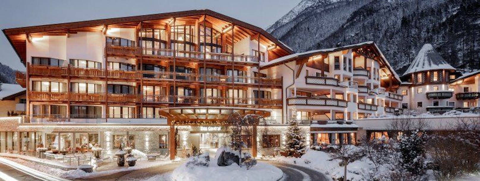 9. <a href="https://www.central-soelden.com/">Das Central – Alpine.Luxury.Life </a>in&nbsp;Tirol: 98 Falstaff-Punkte